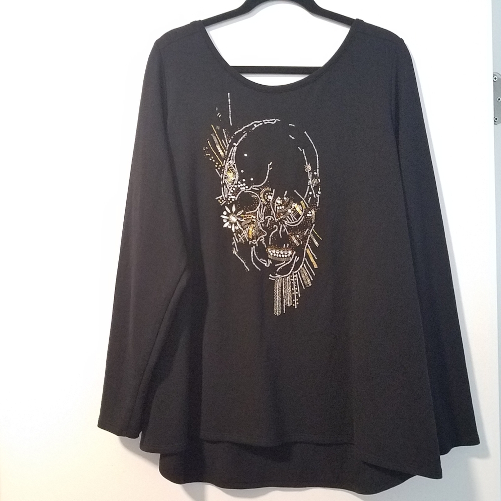18/20 Lane Bryant Beaded Skull Black Fleece French Terry Long Sleeve tee euc